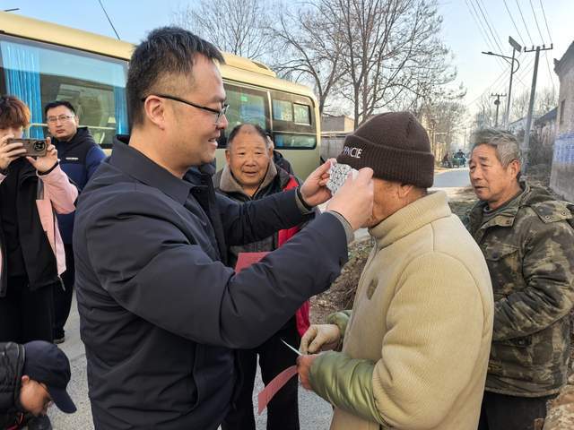 医药学院党总支开展主题党日活动爱游戏入口河南应用技术职业学院(图3)